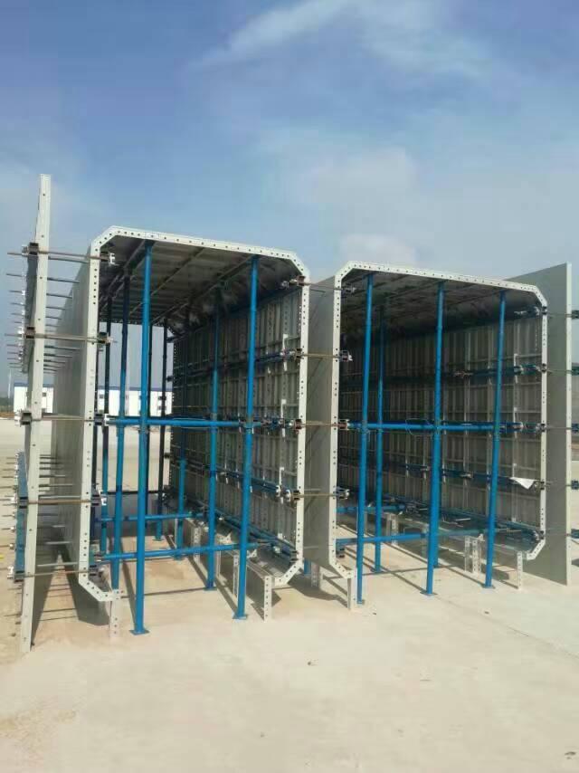 需要根据保护层厚度来完成墙、柱等绑扎工作