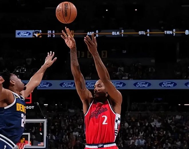 NBA常规赛末段排名悬念：雷霆马刺争夺前二 湖人