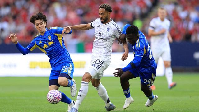 曼联主场迎战利兹联 超级中场B费成关键先生